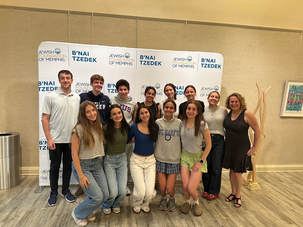 Teen Philanthropists Donate to Local Jewish Orgs at Jewish Foundation of Memphis’s B’nai Tzedek Grant&nbsp;Reception